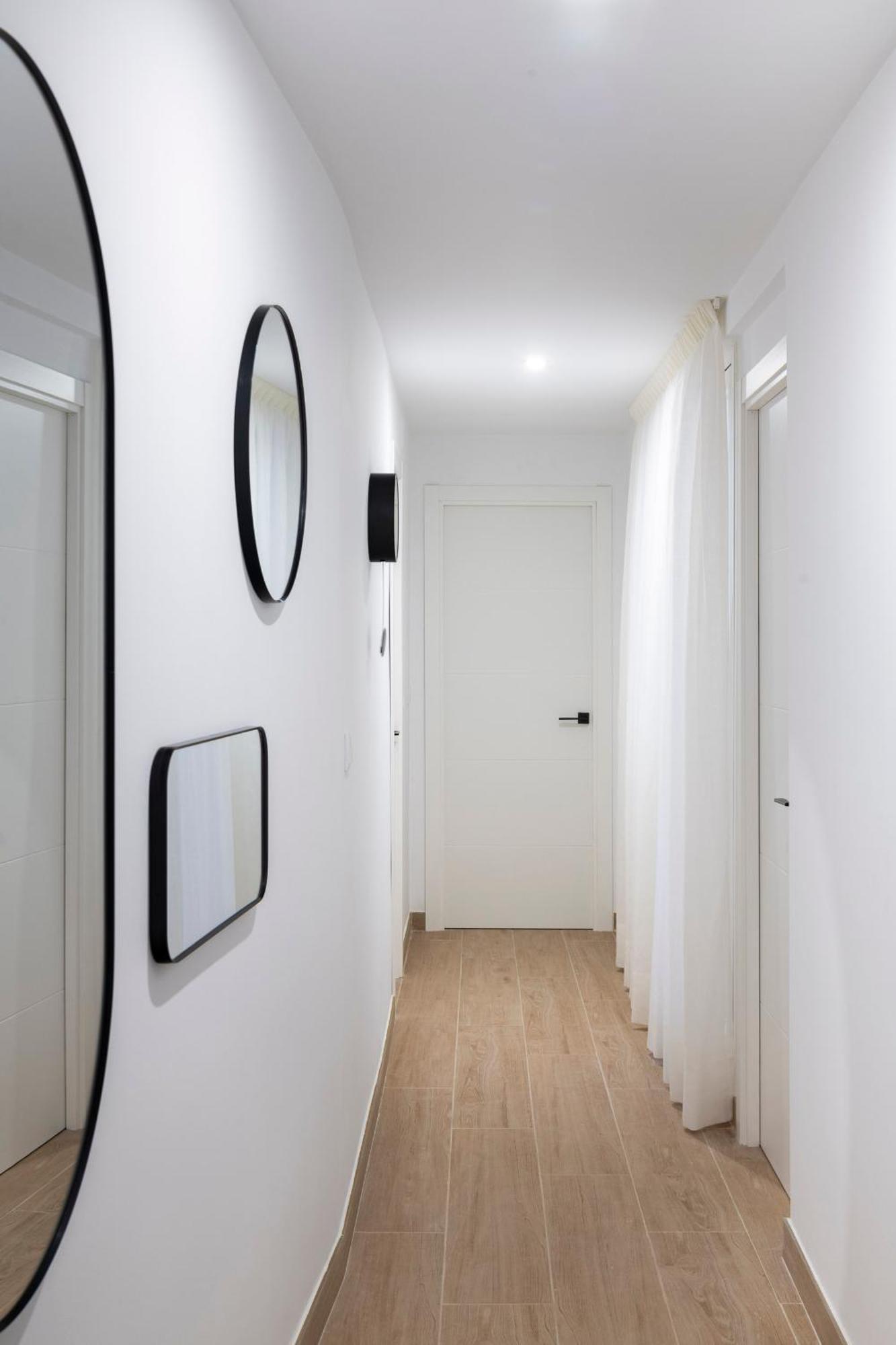 Alohamundi Plaza Nueva Apartment Севиля Екстериор снимка