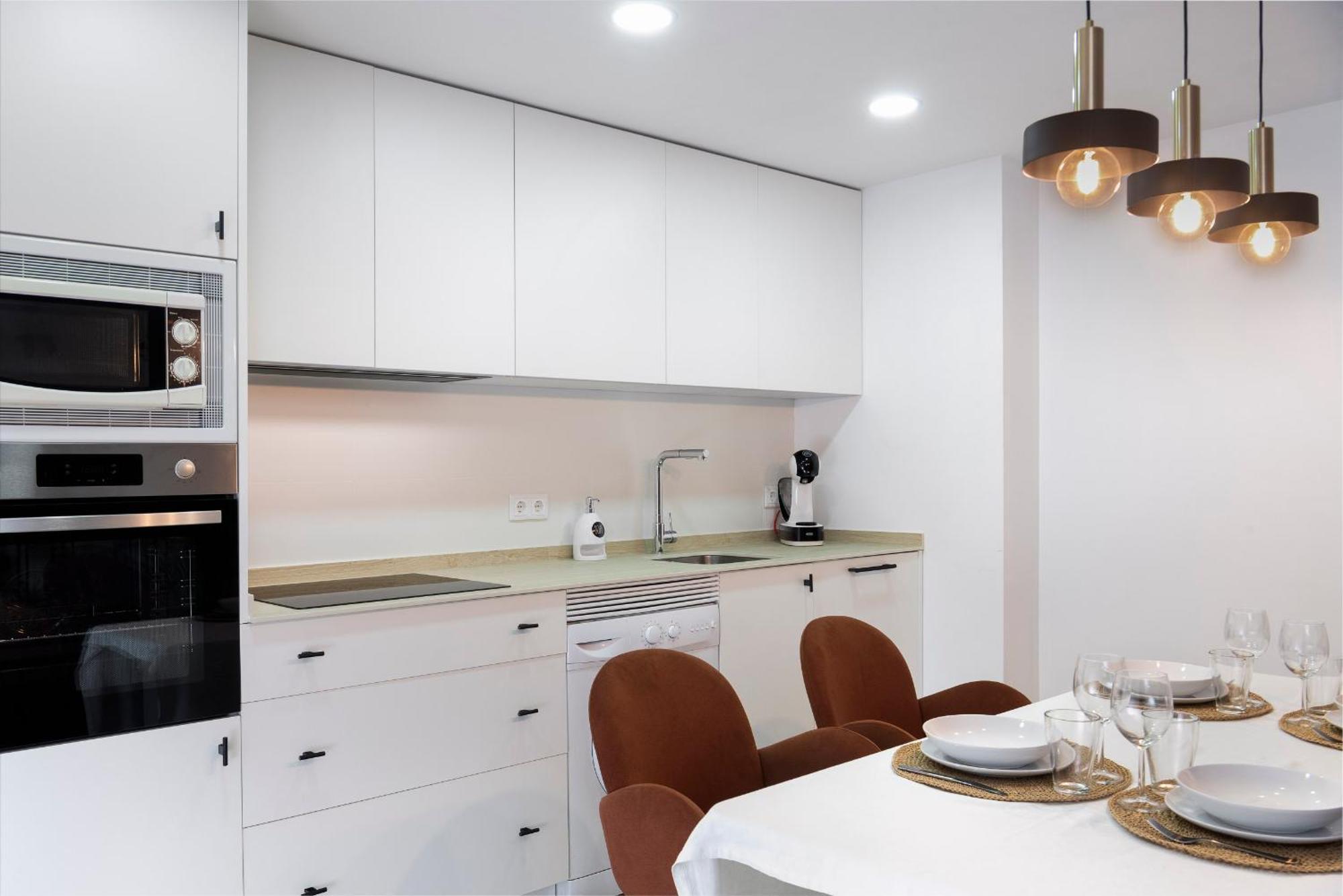 Alohamundi Plaza Nueva Apartment Севиля Екстериор снимка